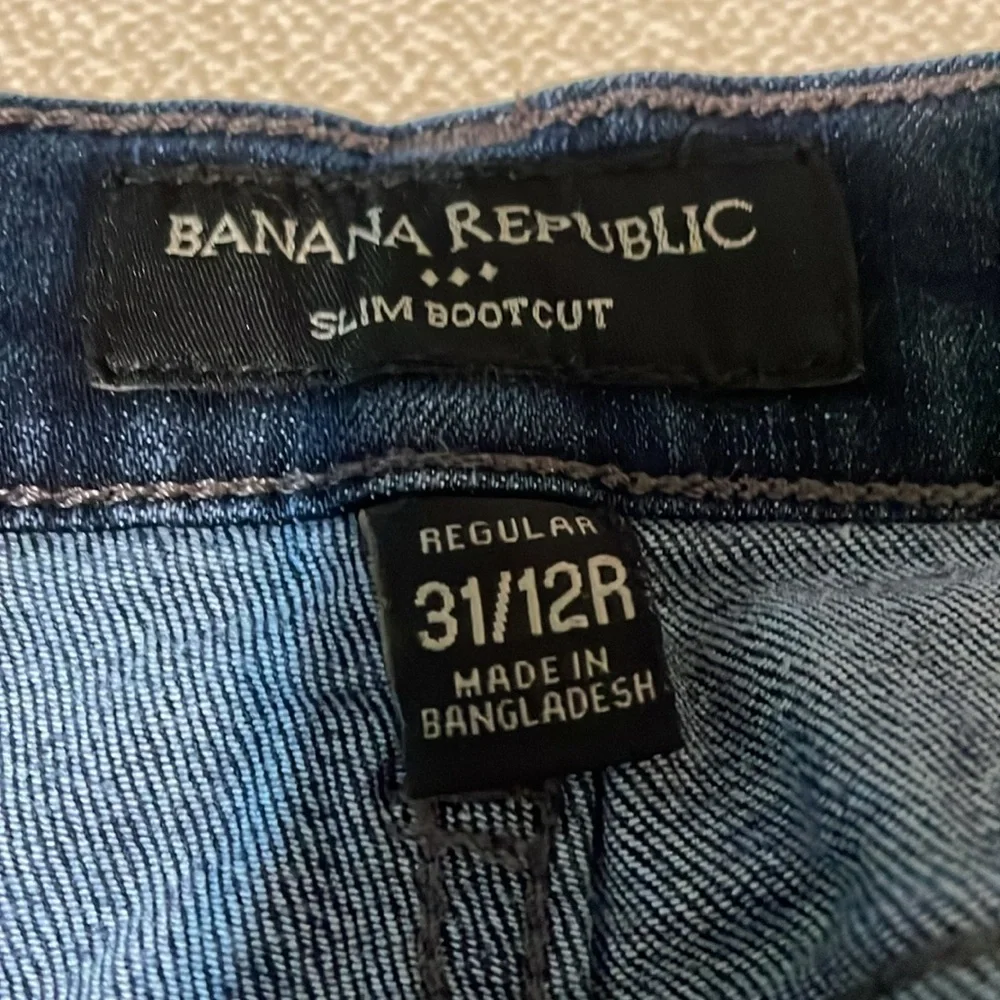 Banana Republic Dark Blue Slim Bootcut Jeans. Size 31/12 R. - Picture 2 of 4